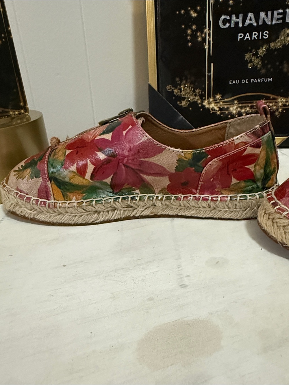 Patricia Nash Floral Zip Leather Espadrilles in Red and Green - Picture 8 of 9